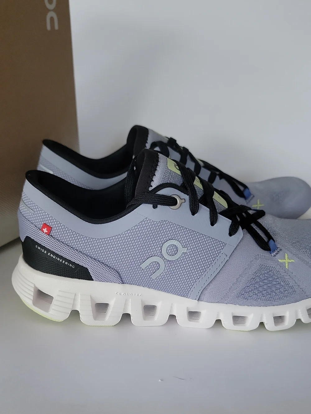 On Running light lavender